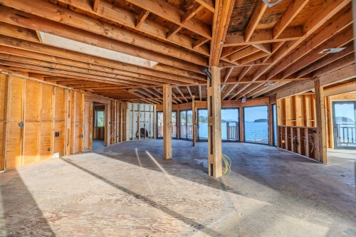 5482 Hill Road, Sechelt, BC 