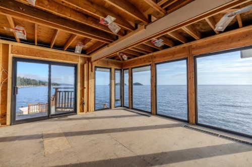 5482 Hill Road, Sechelt, BC 