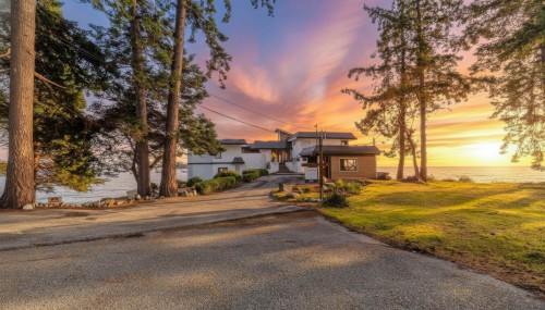 5482 Hill Road, Sechelt, BC 