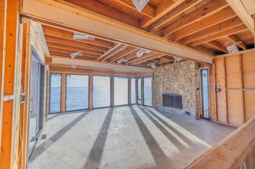 5482 Hill Road, Sechelt, BC 