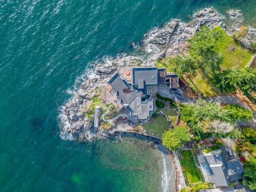 5482 Hill Road, Sechelt, BC 