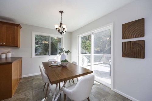 2100 Whitman Avenue, North Vancouver, BC 