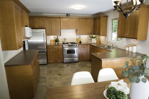 2100 Whitman Avenue, North Vancouver, BC 
