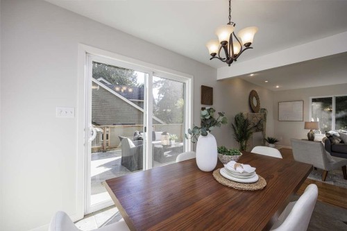 2100 Whitman Avenue, North Vancouver, BC 