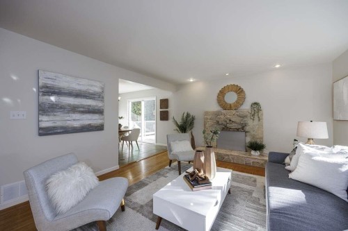 2100 Whitman Avenue, North Vancouver, BC 