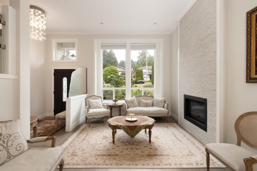 481 Windsor Road W, North Vancouver, BC 