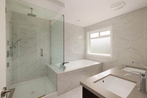 481 Windsor Road W, North Vancouver, BC 