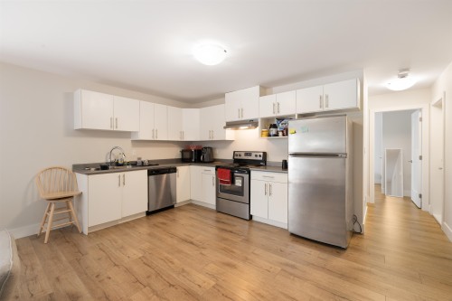 481 Windsor Road W, North Vancouver, BC 