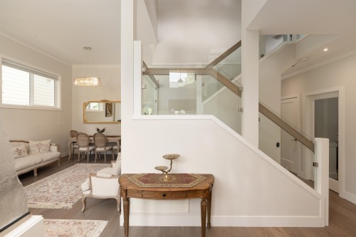 481 Windsor Road W, North Vancouver, BC 