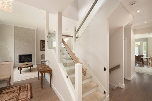 481 Windsor Road W, North Vancouver, BC 