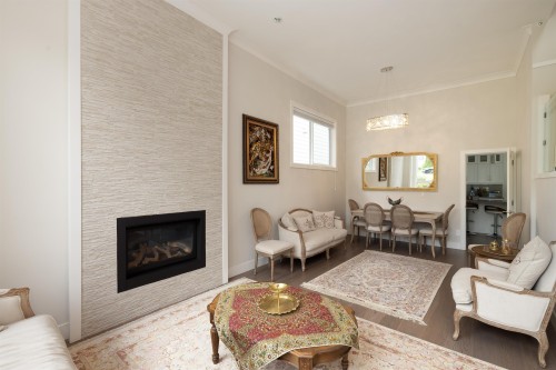 481 Windsor Road W, North Vancouver, BC 