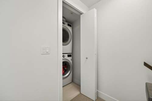 7601 Yukon Street, Vancouver, BC 