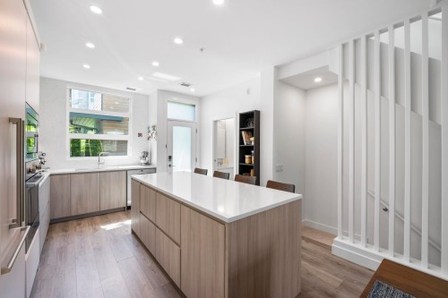 153-2060 Curling Road, North Vancouver, BC 