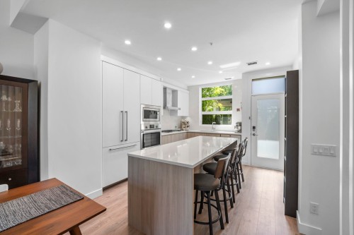 153-2060 Curling Road, North Vancouver, BC 