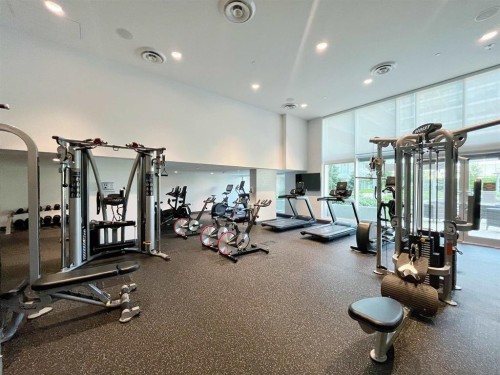 829-8133 Cook Road, Richmond, BC - Indoor Photo Showing Gym Room