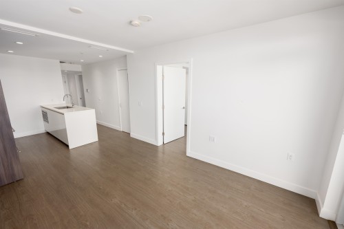 829-8133 Cook Road, Richmond, BC - Indoor Photo Showing Other Room