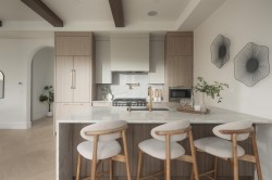 2-3391 Victoria Drive  Vancouver, BC V5N 4M3