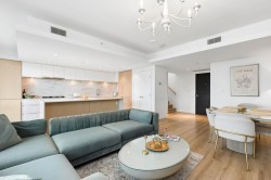 611-1500 Fern Street  North Vancouver, BC V7J 0E6