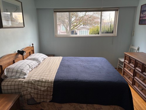 2717 Waverley Avenue, Vancouver, BC 