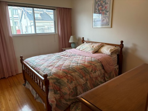 2717 Waverley Avenue, Vancouver, BC 