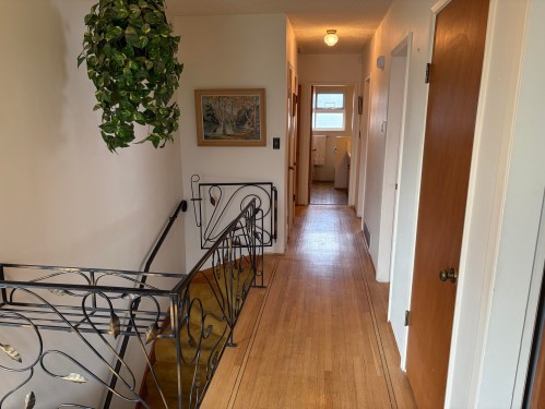 2717 Waverley Avenue, Vancouver, BC 