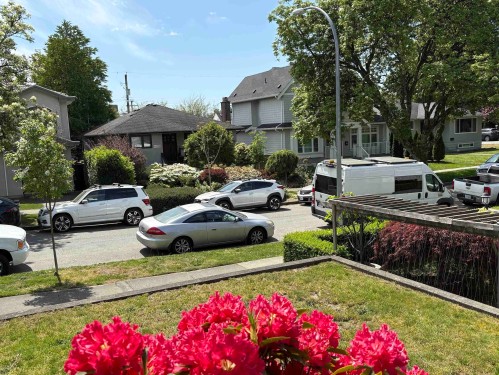 2717 Waverley Avenue, Vancouver, BC 