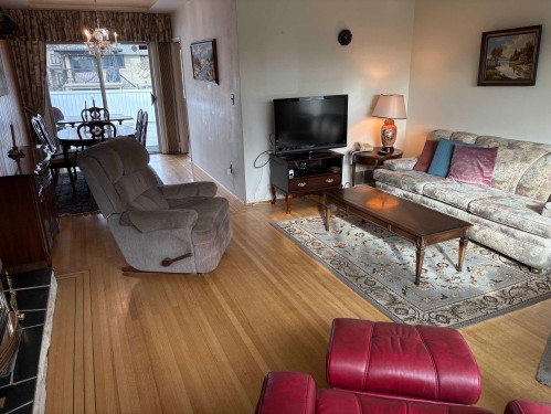 2717 Waverley Avenue, Vancouver, BC 