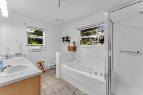 1705 Arbutus Place, Coquitlam, BC 