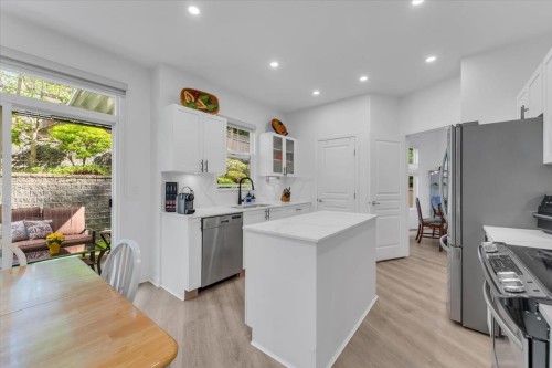 1705 Arbutus Place, Coquitlam, BC 