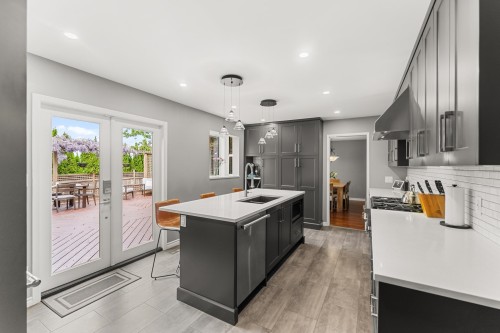 5627 Timbervalley Road, Delta, BC 