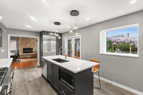 5627 Timbervalley Road, Delta, BC 