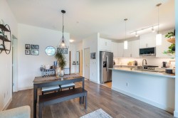 318-2477 Kelly Avenue  Port Coquitlam, BC V3C 0B3