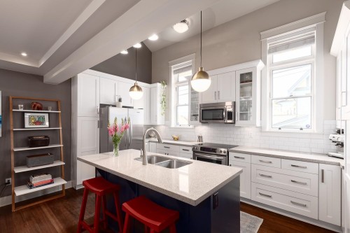 1077 Salsbury Drive, Vancouver, BC 