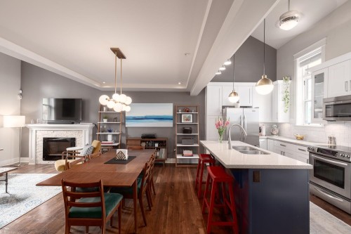 1077 Salsbury Drive, Vancouver, BC 