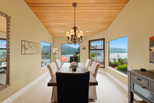 1584 Look Out Point, North Vancouver, BC 