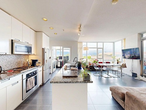 865-2080 Broadway W, Vancouver, BC 