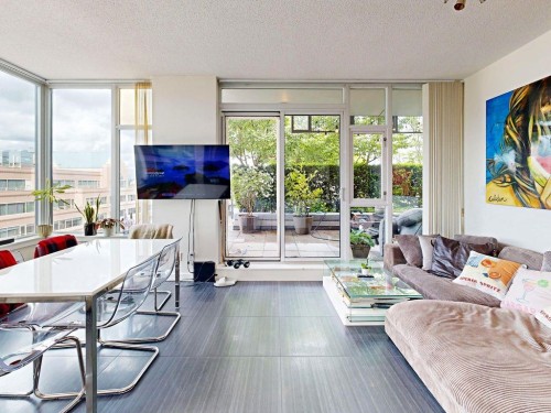 865-2080 Broadway W, Vancouver, BC 