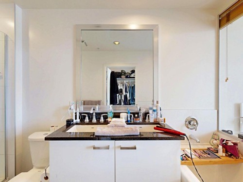 865-2080 Broadway W, Vancouver, BC 