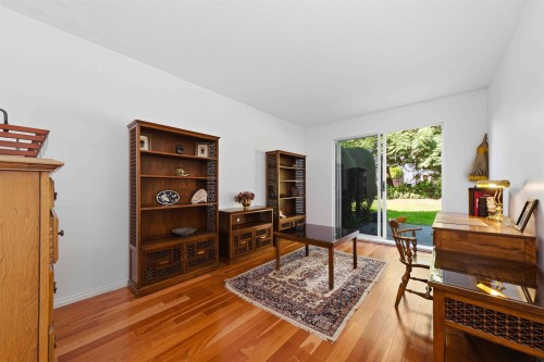 5-1925 Indian River Crescent, North Vancouver, BC 