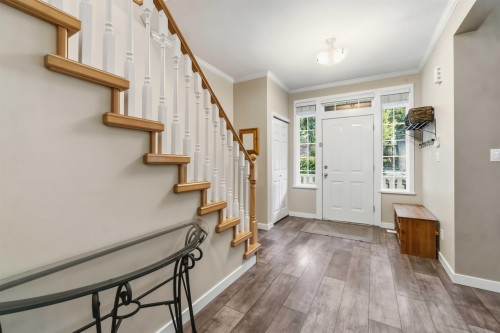 4268 Hoskins Road, North Vancouver, BC 