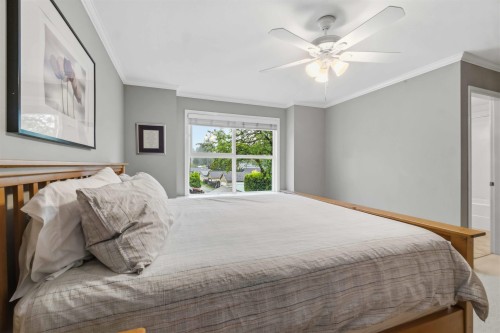 4268 Hoskins Road, North Vancouver, BC 