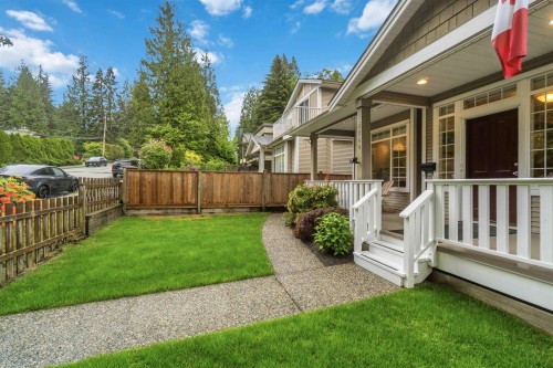 4268 Hoskins Road, North Vancouver, BC 