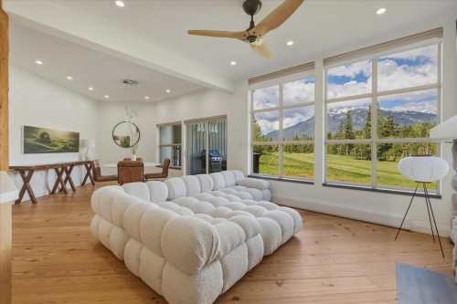 5-4644 Blackcomb Way  Whistler, BC V8E 0H2