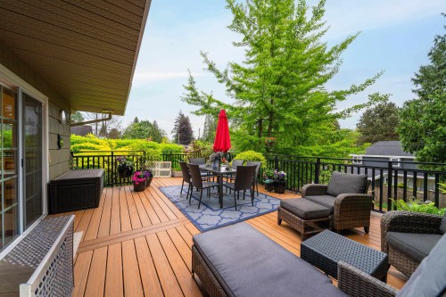 1030 Mathers Avenue, West Vancouver, BC 