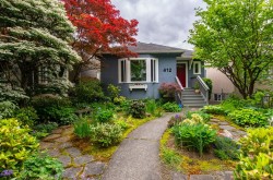 412 21st Avenue W Vancouver, BC V5Y 2E7