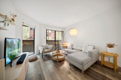 209-975 13th Avenue W Vancouver, BC V5Z 1P4
