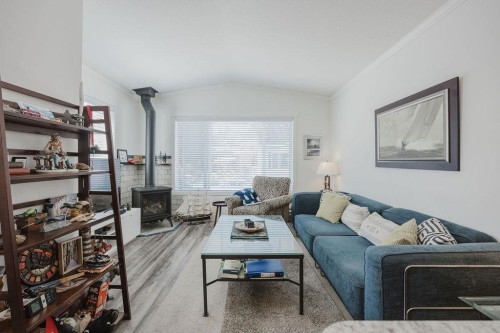 13-4496 Sunshine Coast Highway, Sechelt, BC 