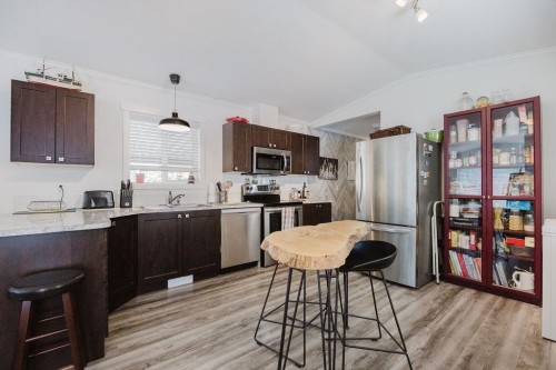 13-4496 Sunshine Coast Highway, Sechelt, BC 