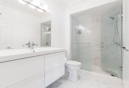 5416 Yew Street, Vancouver, BC 