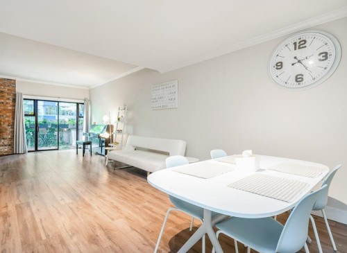 5416 Yew Street, Vancouver, BC 